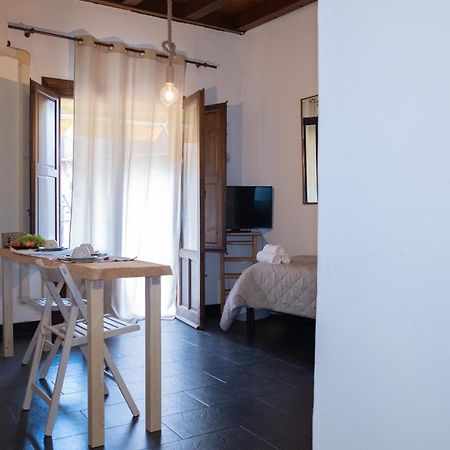 Casa Salinas Centro Storico Apartment Palermo Bagian luar foto