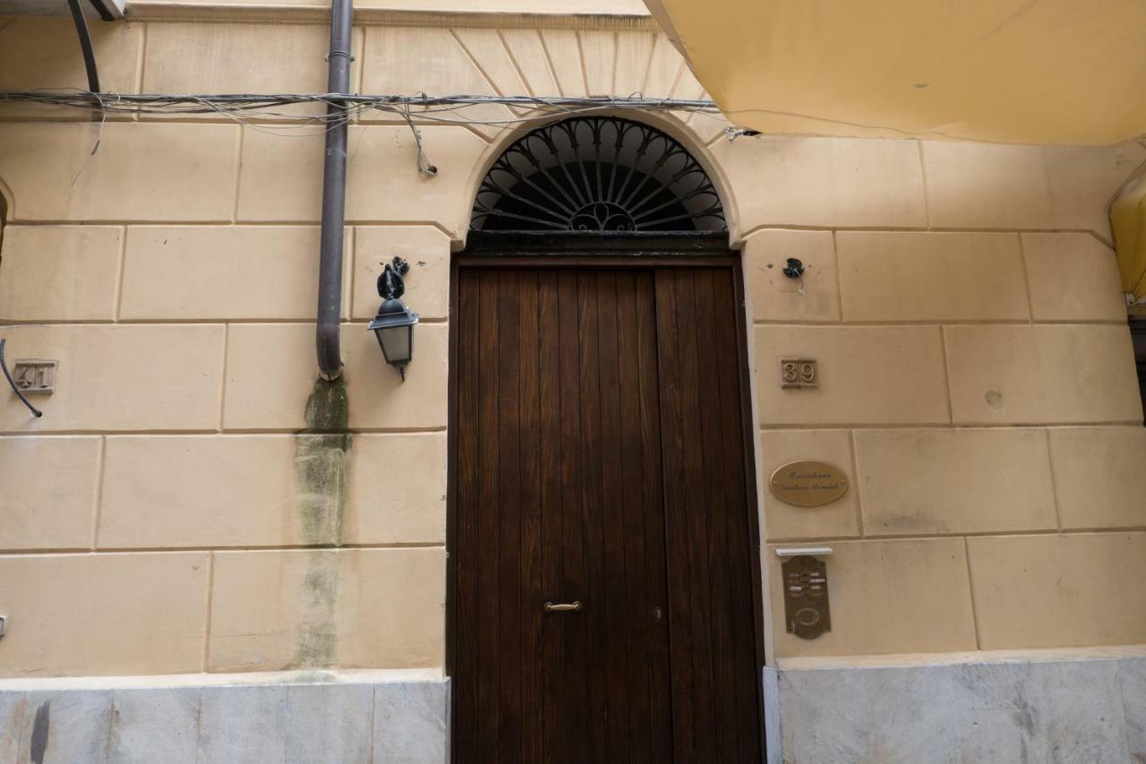 Casa Salinas Centro Storico Apartment Palermo Bagian luar foto